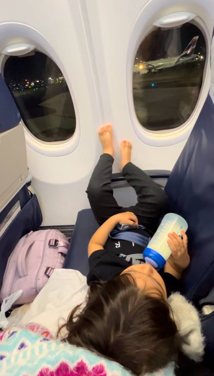 Como levar leite líquido ou fórmula infantil no avião